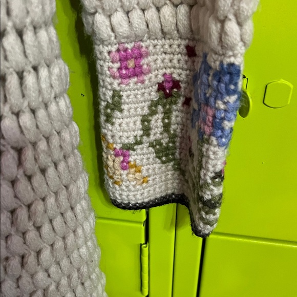 Lucky Brand Cream Crochet Cardigan with Floral Patterns, Vintage - Picture 3 of 8